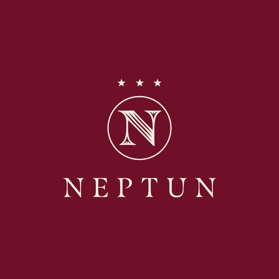 Neptun Hotel Legnica Bagian luar foto